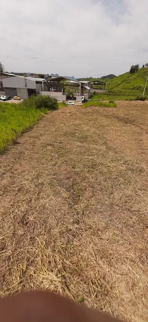 Foto 1 de Galpão/Depósito/Armazém à venda, 4000m² em Niteroi, Atilio Vivacqua