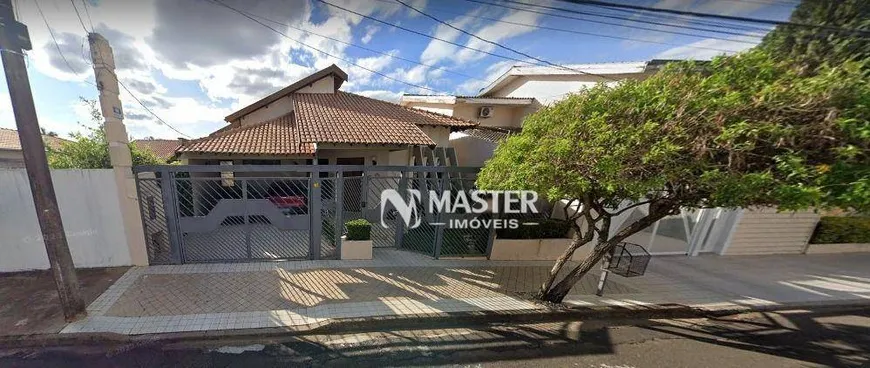 Foto 1 de Casa com 3 Quartos à venda, 200m² em Jardim São Domingos, Marília
