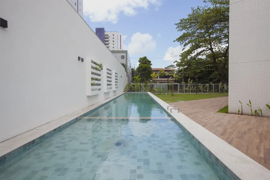 Foto 1 de Apartamento com 3 Quartos à venda, 90m² em Madalena, Recife