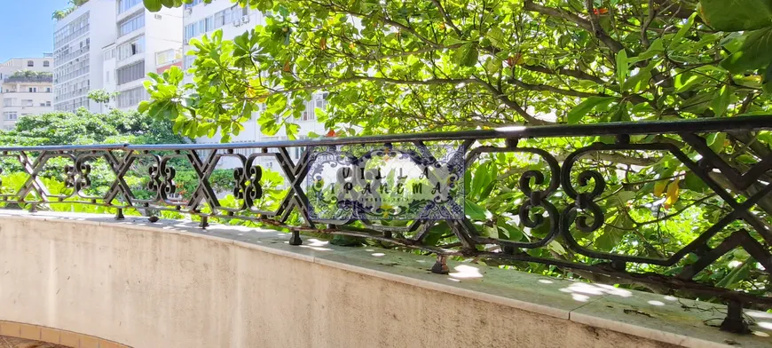 Foto 1 de Apartamento com 4 Quartos para alugar, 260m² em Arpoador, Rio de Janeiro