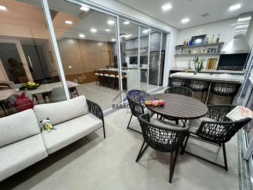 Foto 1 de Casa de Condomínio com 4 Quartos à venda, 280m² em Jardim Novo Mundo, Jundiaí