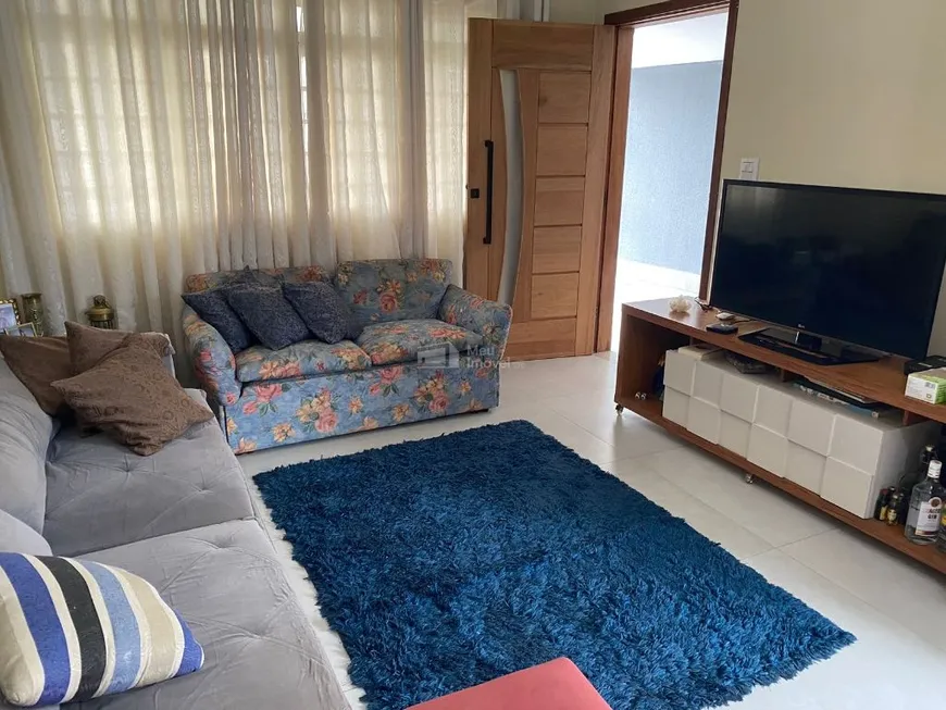 Foto 1 de Casa com 4 Quartos para venda ou aluguel, 200m² em Jardim Santa Madalena, São José dos Campos