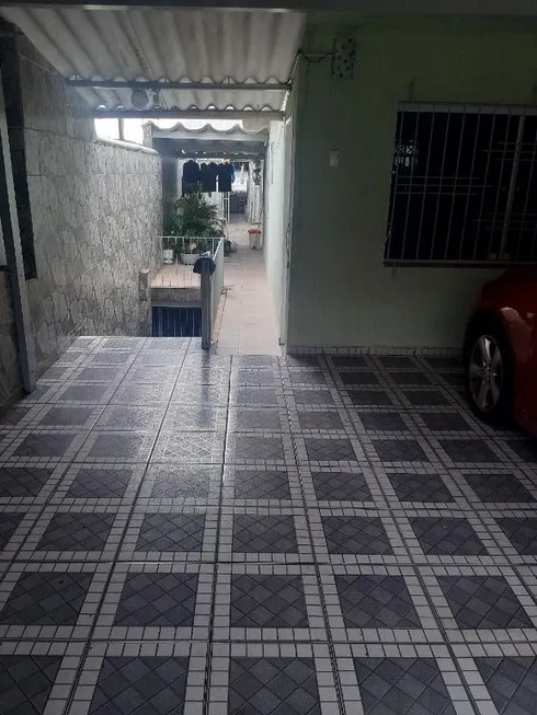 Foto 1 de Casa com 5 Quartos à venda, 197m² em Vila Guarani, Santo André