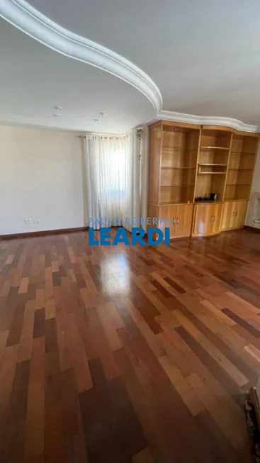 Foto 1 de Apartamento com 2 Quartos à venda, 140m² em Brooklin, São Paulo