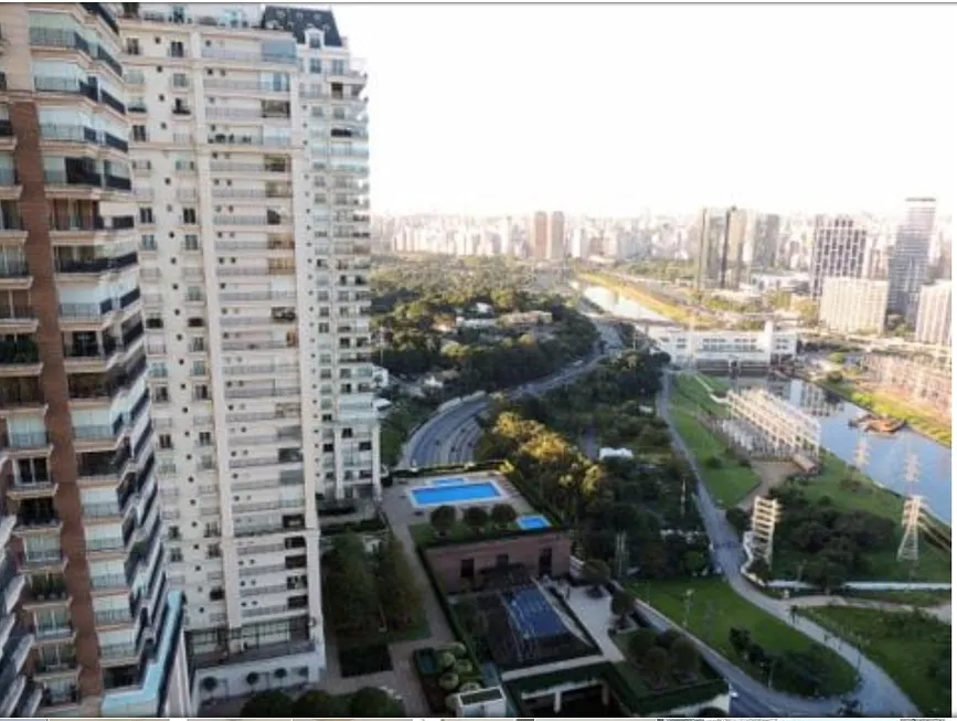 Foto 1 de Apartamento com 3 Quartos à venda, 300m² em Cidade Jardim, São Paulo