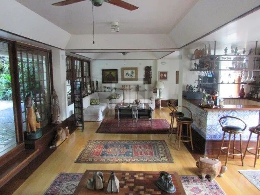 Foto 1 de Casa com 4 Quartos à venda, 678m² em Laranjeiras, Rio de Janeiro