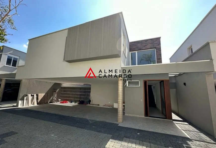 Foto 1 de Casa de Condomínio com 3 Quartos à venda, 472m² em Alto Da Boa Vista, São Paulo