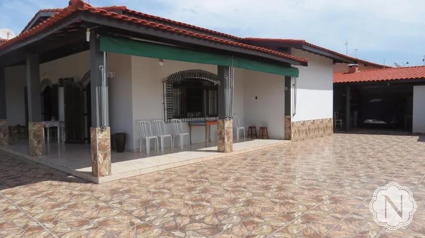 Foto 1 de Casa com 3 Quartos à venda, 154m² em Tupy, Itanhaém