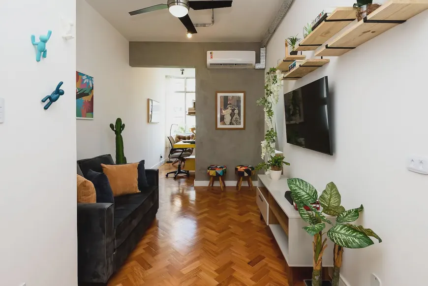 Foto 1 de Apartamento com 2 Quartos para alugar, 62m² em Ipanema, Rio de Janeiro