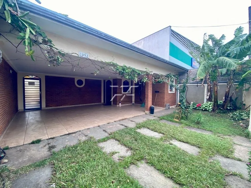 Foto 1 de Casa com 3 Quartos para venda ou aluguel, 205m² em Jardim Bela Vista, Rio Claro