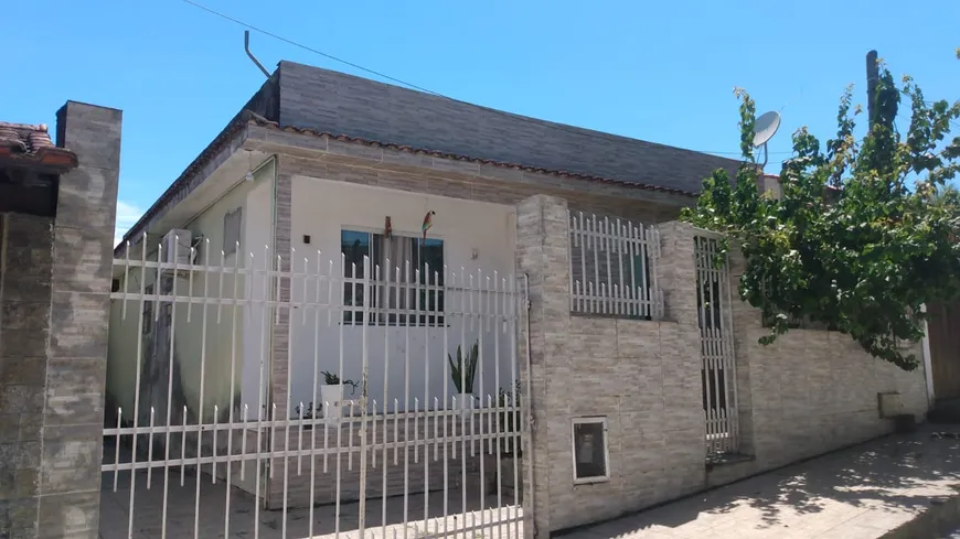 Foto 1 de Casa de Condomínio com 3 Quartos à venda, 120m² em Pacheco, São Gonçalo