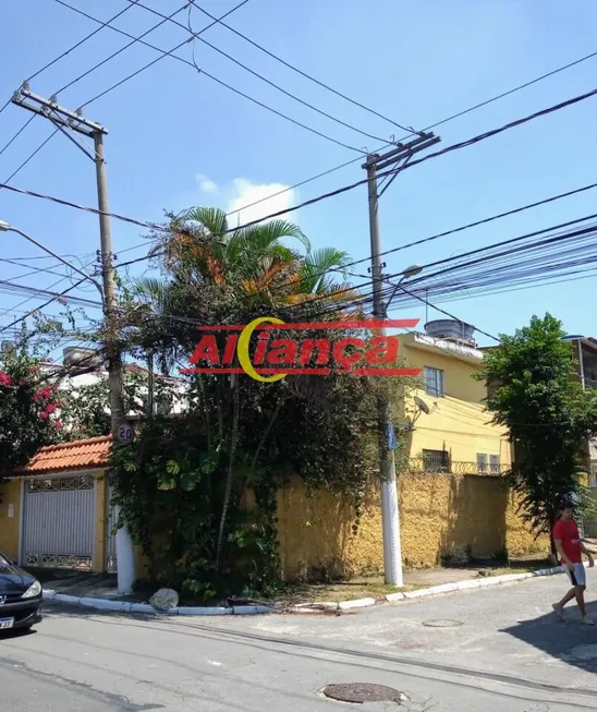 Foto 1 de Sobrado com 4 Quartos à venda, 150m² em Vila Santo Henrique, São Paulo