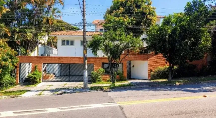 Foto 1 de Casa com 5 Quartos à venda, 300m² em Vila Sônia, São Paulo