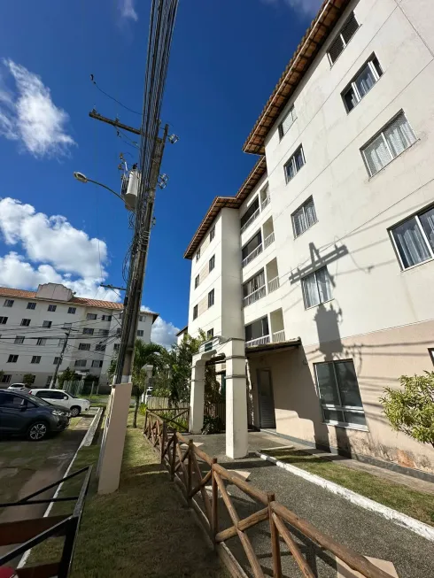 Foto 1 de Apartamento com 3 Quartos à venda, 60m² em Abrantes, Camaçari