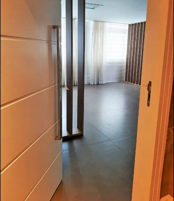 Foto 1 de Apartamento com 4 Quartos à venda, 306m² em Liberdade, São Paulo