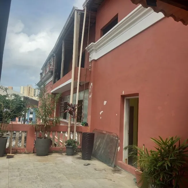 Foto 1 de Casa com 6 Quartos à venda, 500m² em Politeama, Salvador