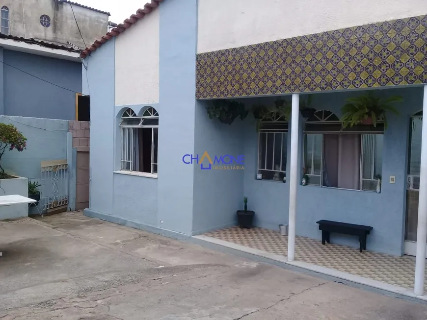 Foto 1 de Casa com 3 Quartos à venda, 240m² em Dom Bosco, Belo Horizonte