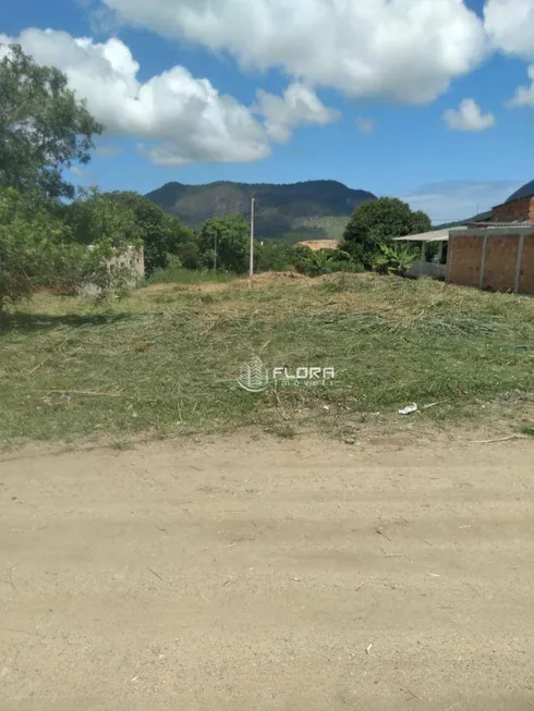 Foto 1 de Lote/Terreno à venda, 360m² em Santa Paula Inoa, Maricá