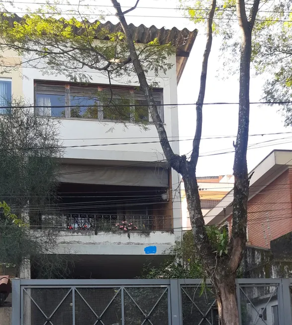 Foto 1 de Sobrado com 4 Quartos à venda, 291m² em Jardim das Laranjeiras, São Paulo