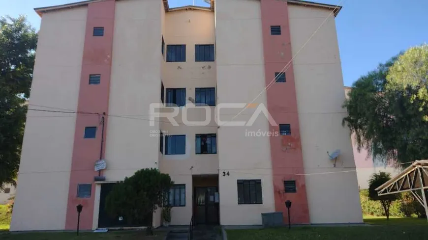 Foto 1 de Apartamento com 2 Quartos para alugar, 43m² em Romeu Santini, São Carlos