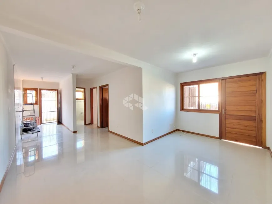 Foto 1 de Casa com 2 Quartos à venda, 64m² em Hípica, Porto Alegre