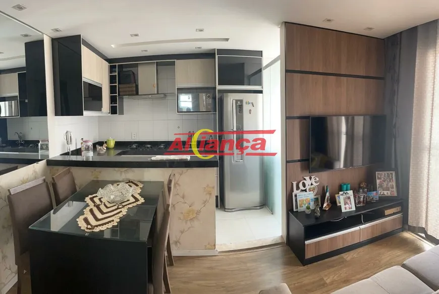 Foto 1 de Apartamento com 2 Quartos à venda, 48m² em Parque Industrial Cumbica, Guarulhos