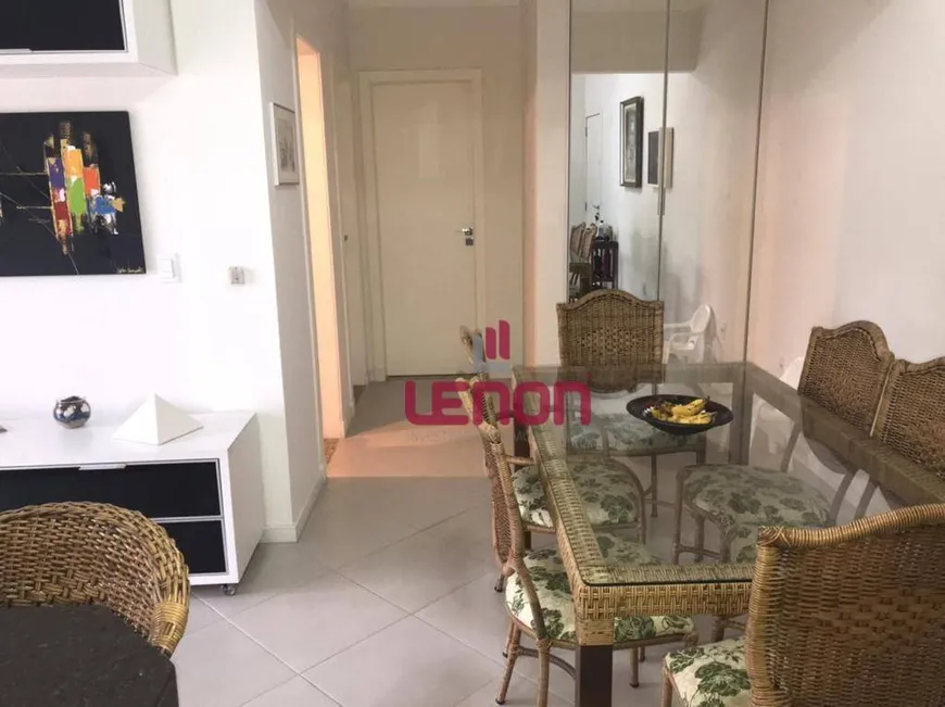 Foto 1 de Apartamento com 2 Quartos à venda, 87m² em Bombas, Bombinhas