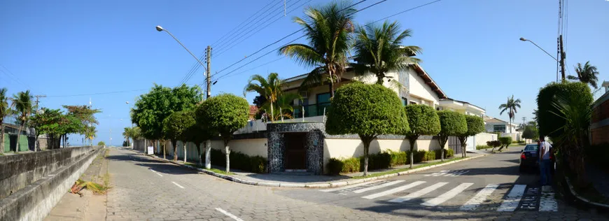 Foto 1 de Casa com 5 Quartos à venda, 321m² em Enseada, Guarujá