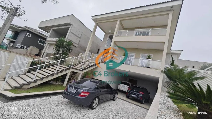 Foto 1 de Casa de Condomínio com 4 Quartos à venda, 900m² em Jardim Aracy, Mogi das Cruzes