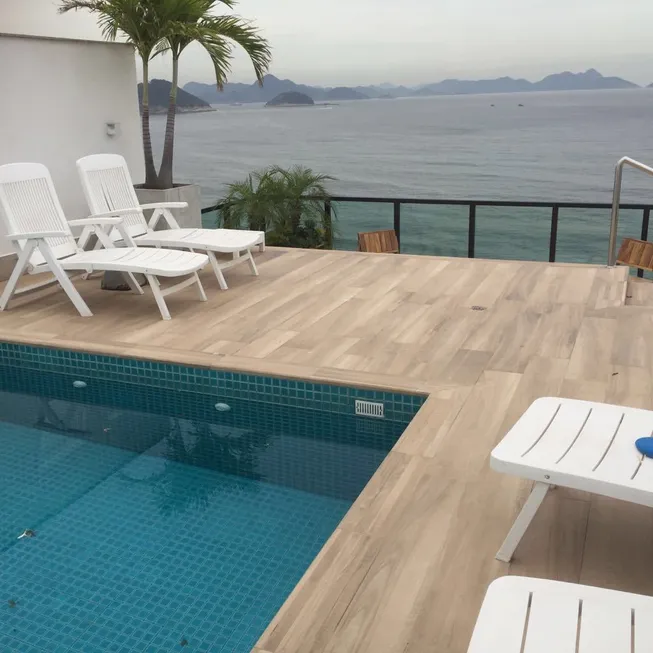 Foto 1 de Cobertura com 4 Quartos à venda, 400m² em Copacabana, Rio de Janeiro