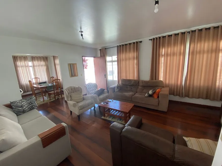 Foto 1 de Casa com 4 Quartos à venda, 272m² em Pantanal, Florianópolis
