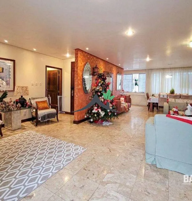 Foto 1 de Apartamento com 4 Quartos à venda, 266m² em Campo Grande, Salvador