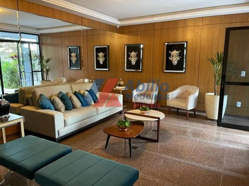 Foto 1 de Apartamento com 3 Quartos à venda, 172m² em Centro, Londrina