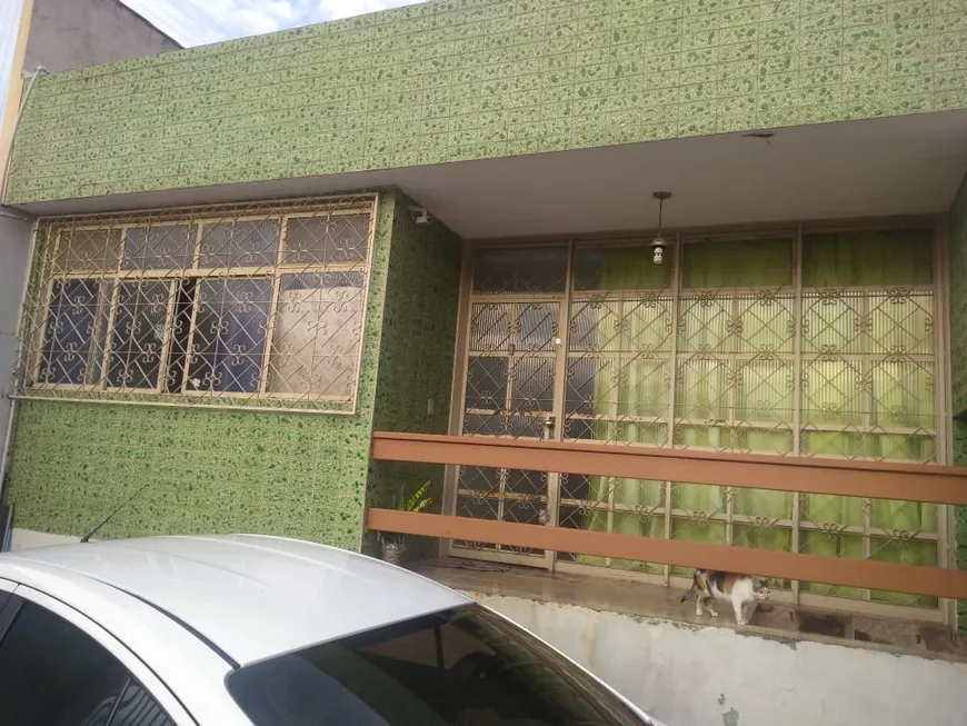 Foto 1 de Casa com 5 Quartos à venda, 200m² em Taguatinga Sul, Brasília