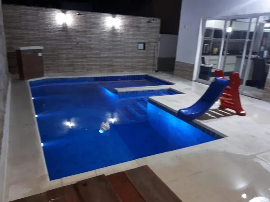Foto 1 de Casa de Condomínio com 5 Quartos à venda, 330m² em Fazenda Rincao, Arujá