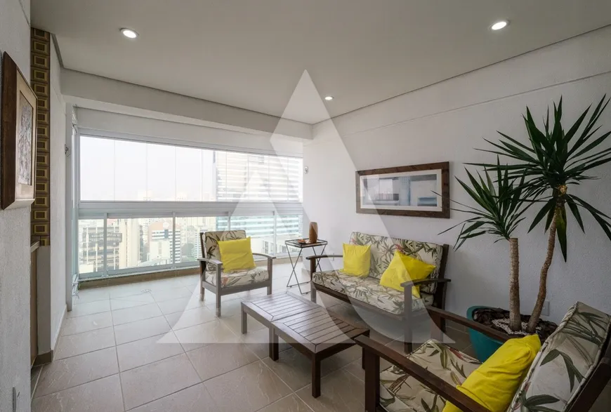 Foto 1 de Apartamento com 2 Quartos à venda, 130m² em Brooklin, São Paulo