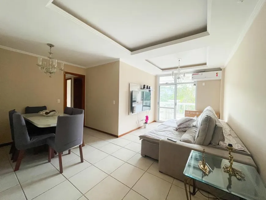 Foto 1 de Apartamento com 3 Quartos à venda, 110m² em Itaipu, Niterói