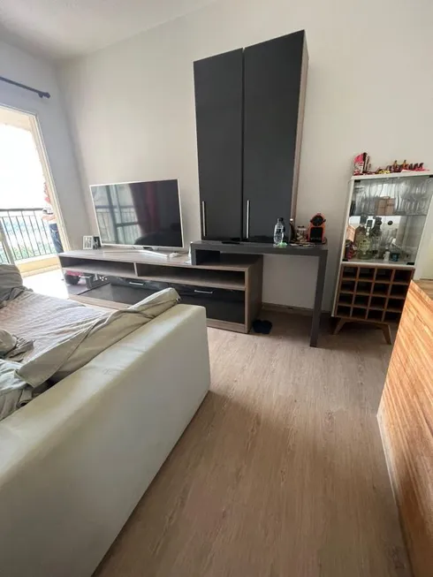 Foto 1 de Apartamento com 2 Quartos à venda, 76m² em Jardim Tupanci, Barueri