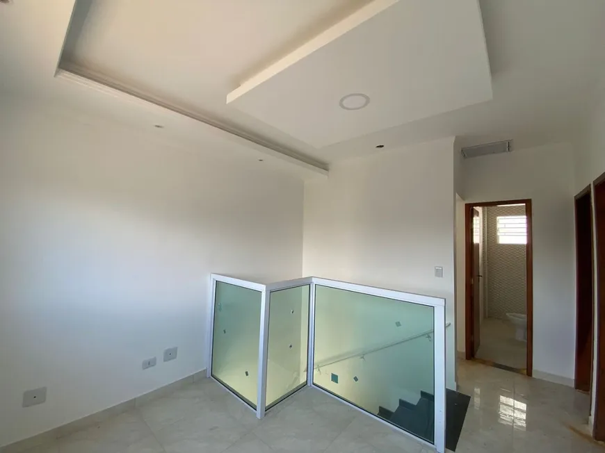 Foto 1 de Casa de Condomínio com 2 Quartos à venda, 52m² em Jardim Gloria, Praia Grande