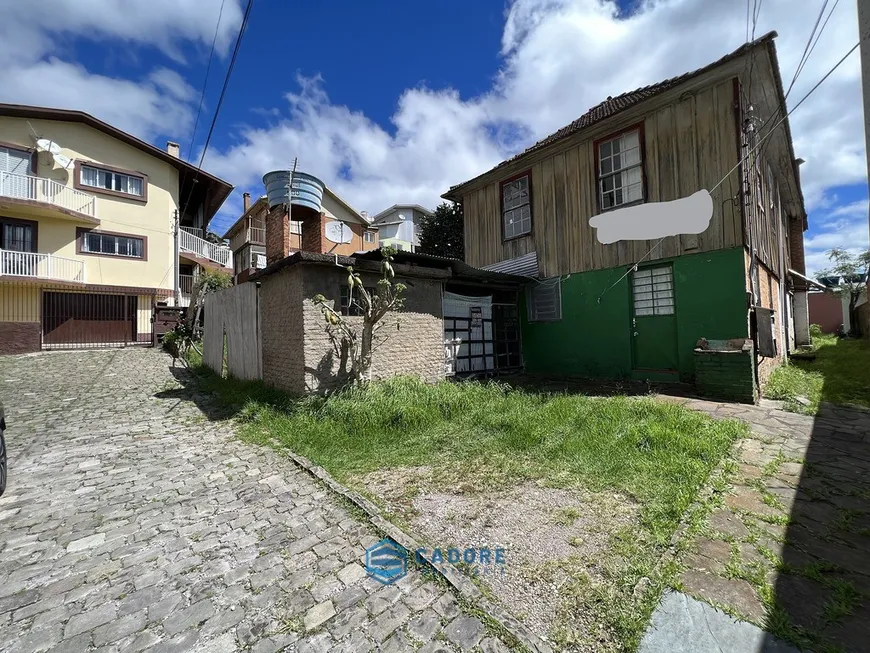 Foto 1 de Lote/Terreno à venda, 832m² em São Leopoldo, Caxias do Sul