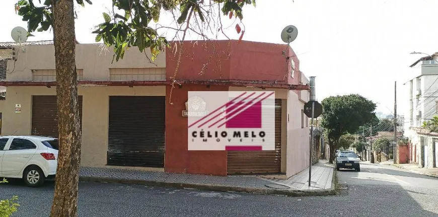Foto 1 de Casa com 2 Quartos à venda, 200m² em Santa Tereza, Belo Horizonte