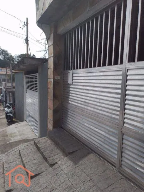 Foto 1 de Sobrado com 2 Quartos para venda ou aluguel, 200m² em Vila Babilônia, São Paulo