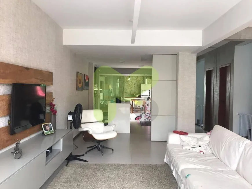 Foto 1 de Casa com 3 Quartos à venda, 190m² em Riviera Fluminense, Macaé