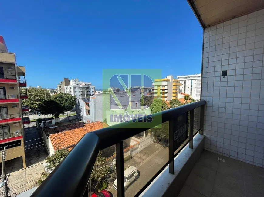 Foto 1 de Apartamento com 3 Quartos à venda, 211m² em Braga, Cabo Frio