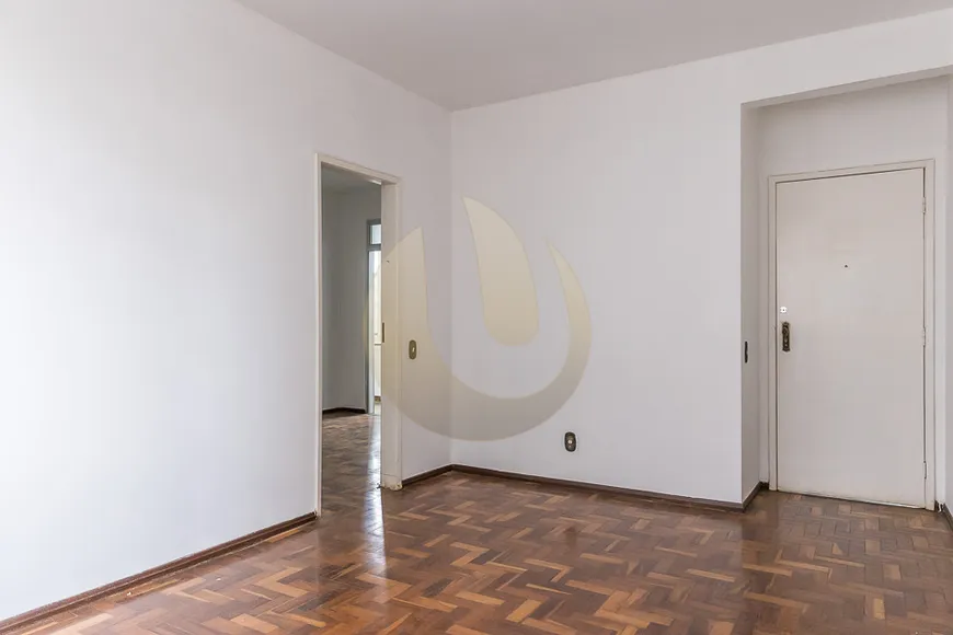 Foto 1 de Apartamento com 3 Quartos à venda, 100m² em Santa Tereza, Belo Horizonte
