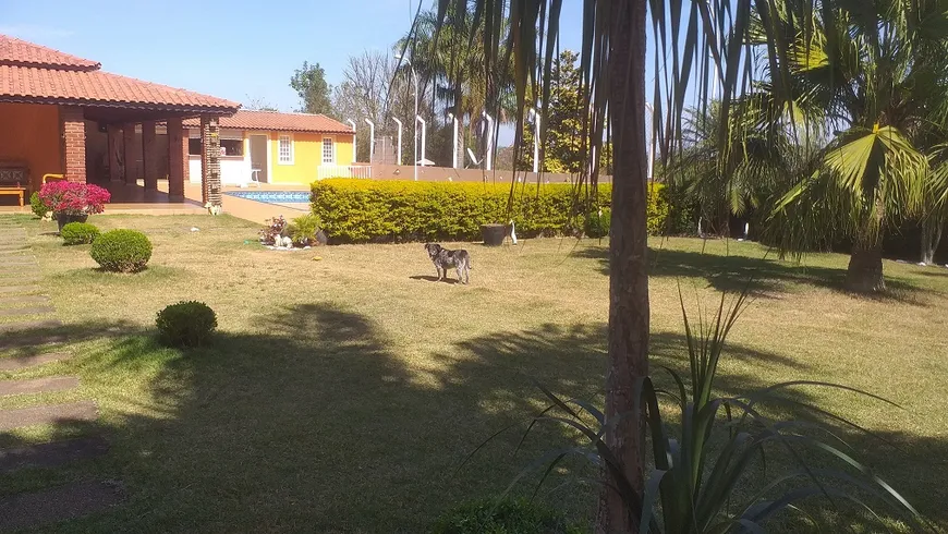 Foto 1 de Fazenda/Sítio com 5 Quartos à venda, 1000m² em Zona Rural, Tuiuti