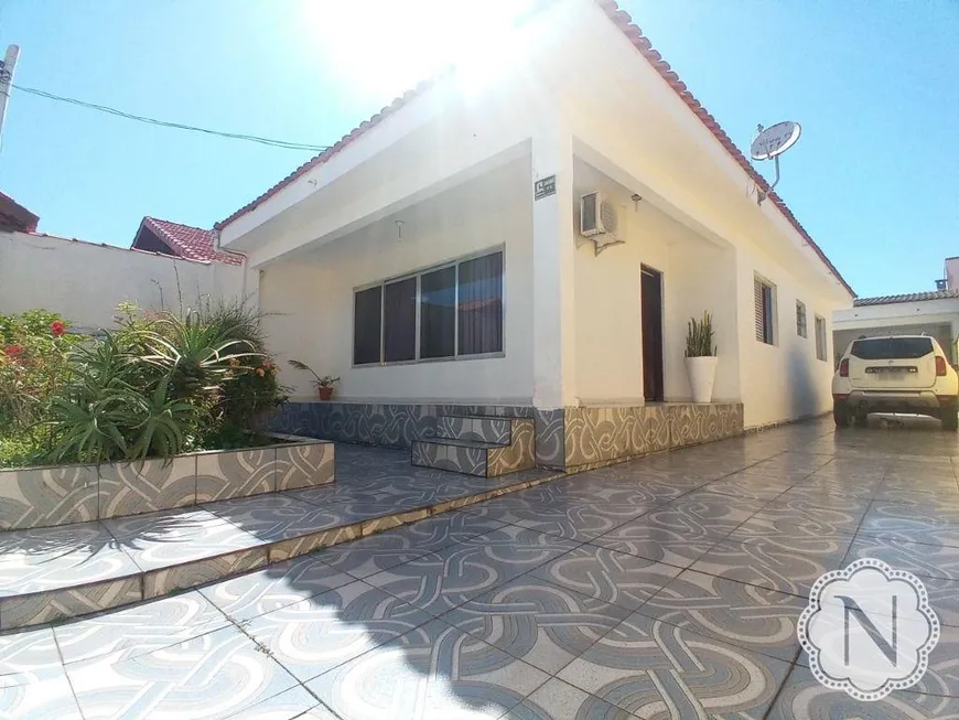 Foto 1 de Casa com 2 Quartos à venda, 133m² em Gaivota Praia, Itanhaém