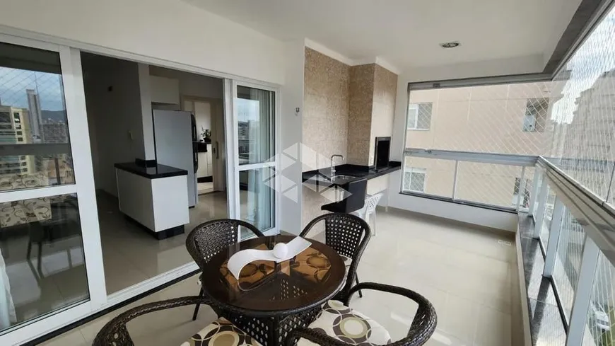 Foto 1 de Apartamento com 3 Quartos à venda, 135m² em Meia Praia, Itapema