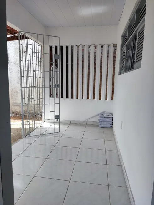 Foto 1 de Casa com 2 Quartos para alugar, 90m² em Nova Parnamirim, Parnamirim