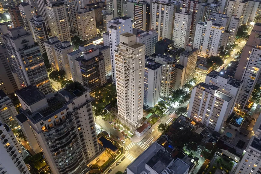 Foto 1 de Apartamento com 3 Quartos à venda, 201m² em Jardim Paulista, São Paulo